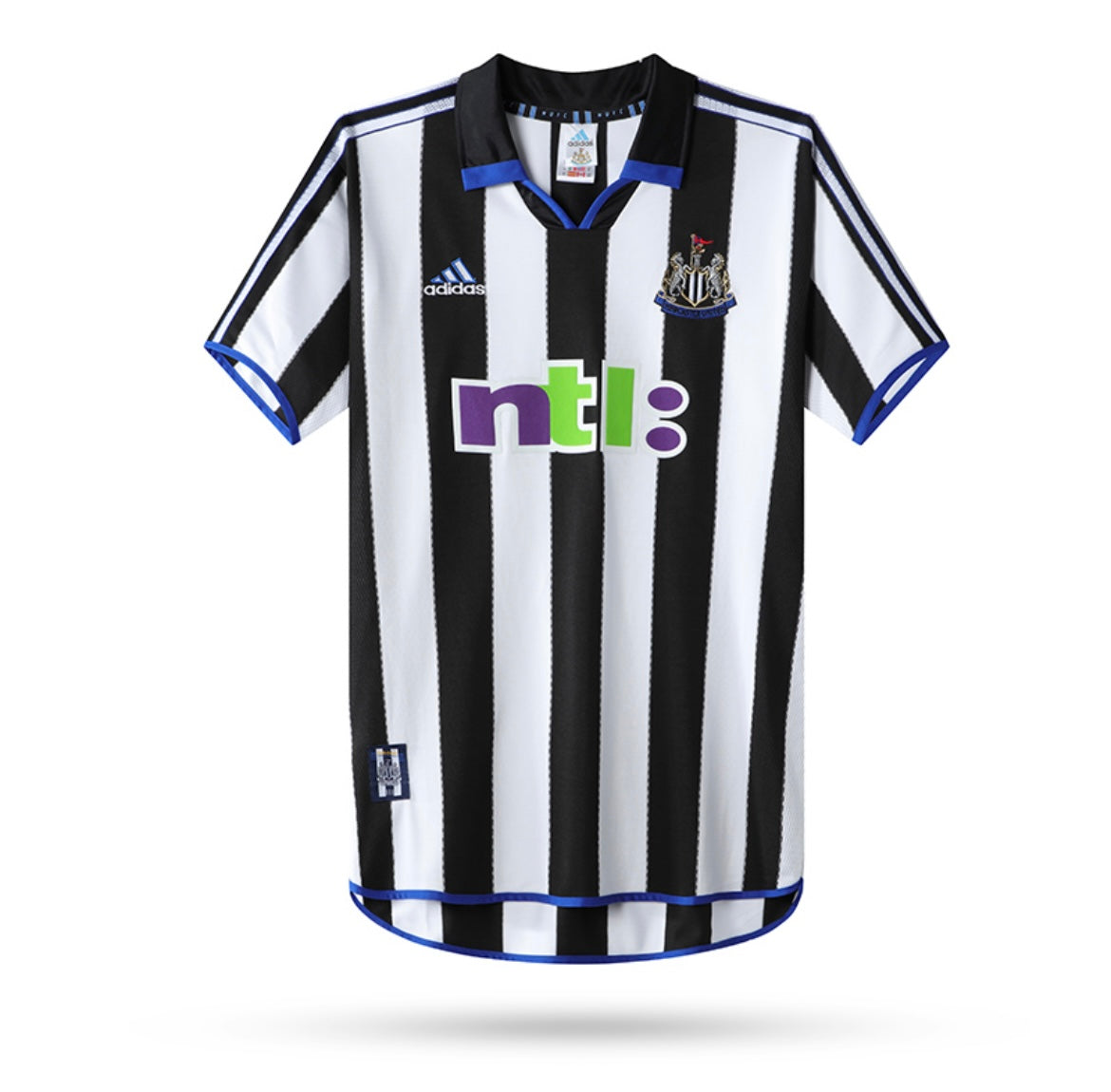 Newcastle 2000/01 Domicile