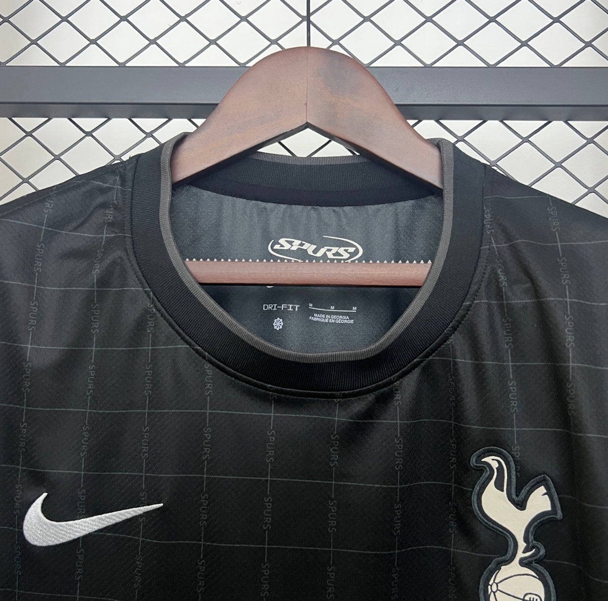 Tottenham 2025/26 Extérieur